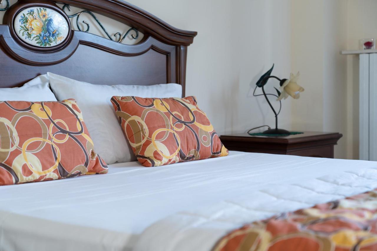 Elle Dimore By Cda Accommodation Lecce Exterior foto